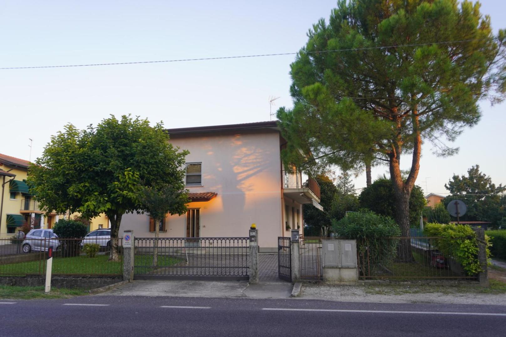 Oliva'S House Appartamento Con Giardino Palazzolo dello Stella Exterior foto